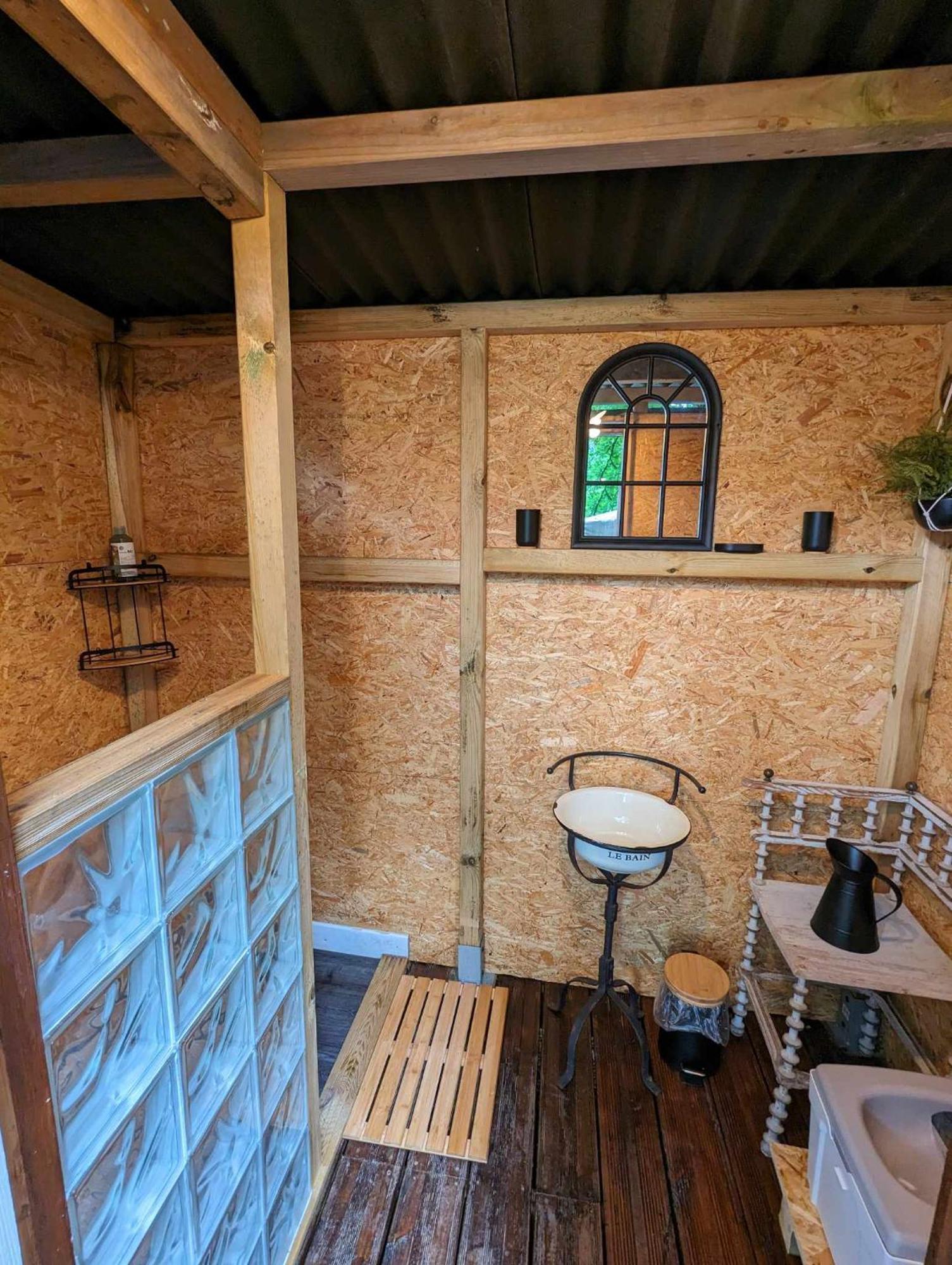 Luxury Glamping @Moulin Des Forges Hotel Moutier-Malcard Luaran gambar